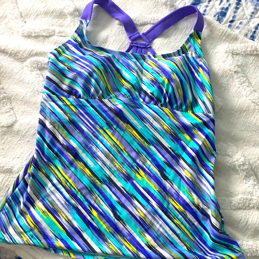 Tankini swim too large